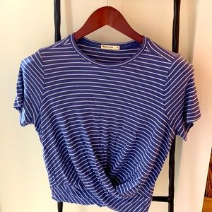 Marine Layer cropped wrap tee